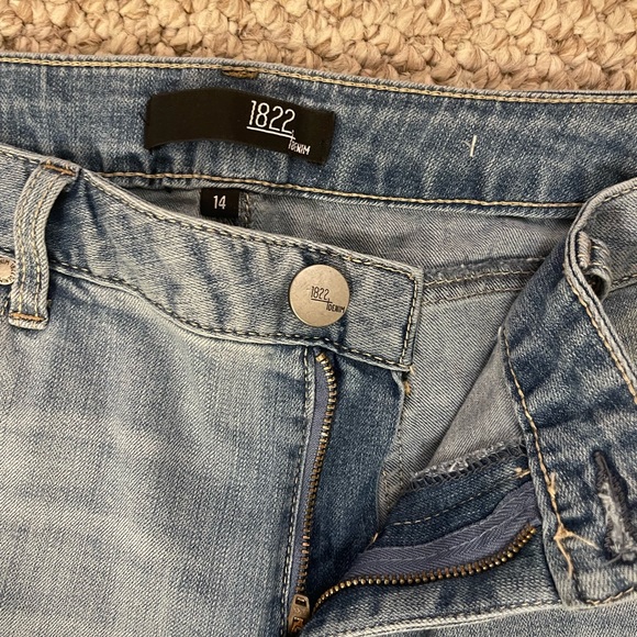 1822 Blue Jeans w/ cuff Sz 14 - Picture 3 of 5